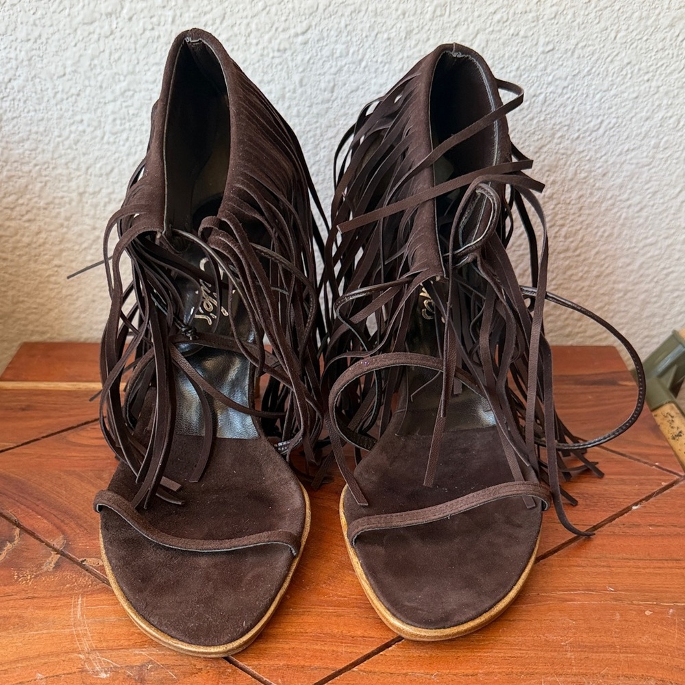 Erike’s Women's Brown Suede Fringe Heeled Sandals